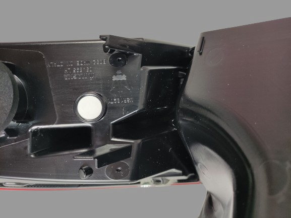 Maserati fanale posteriore esterno sinistro grecale oem 670157332