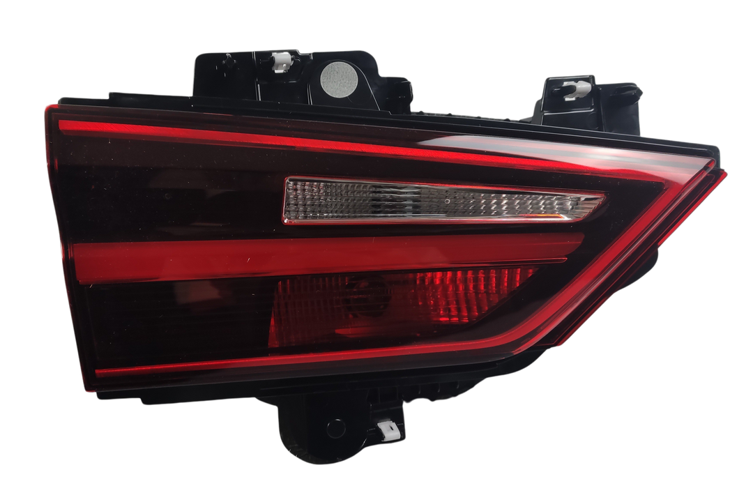 BMW Fanale X2 Originale posteriore interno sinistro OEM 63217420747