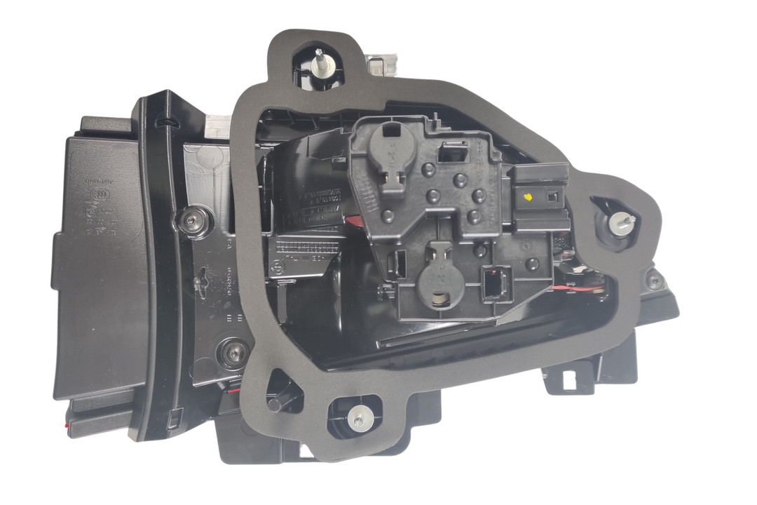 BMW Fanale X2 Originale posteriore interno sinistro OEM 63217420747