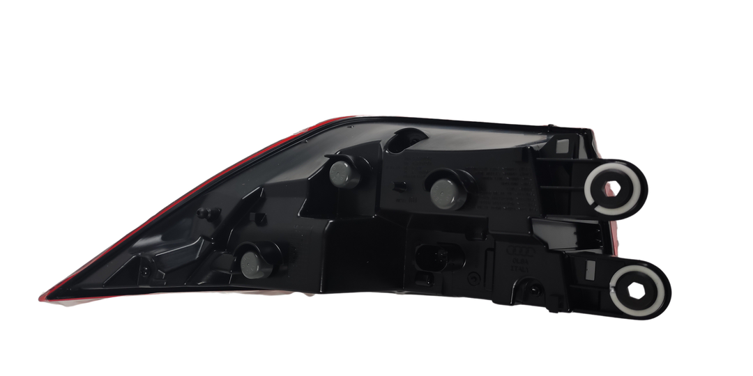 AUDI Fanale Posteriore Lato Destro A7 OEM 4K8­ 945­ 070­ B dal 2020