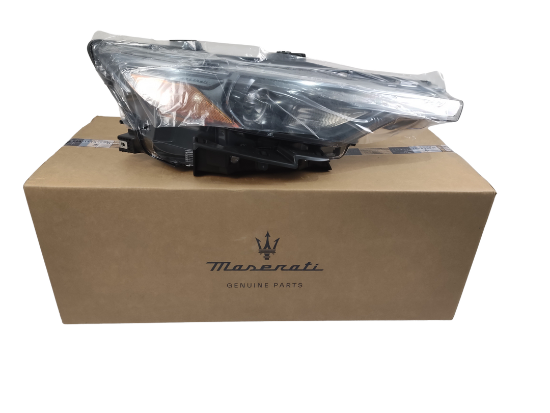 MASERATI Levante Faro Proiettore Anteriore Destro OEM 670034639