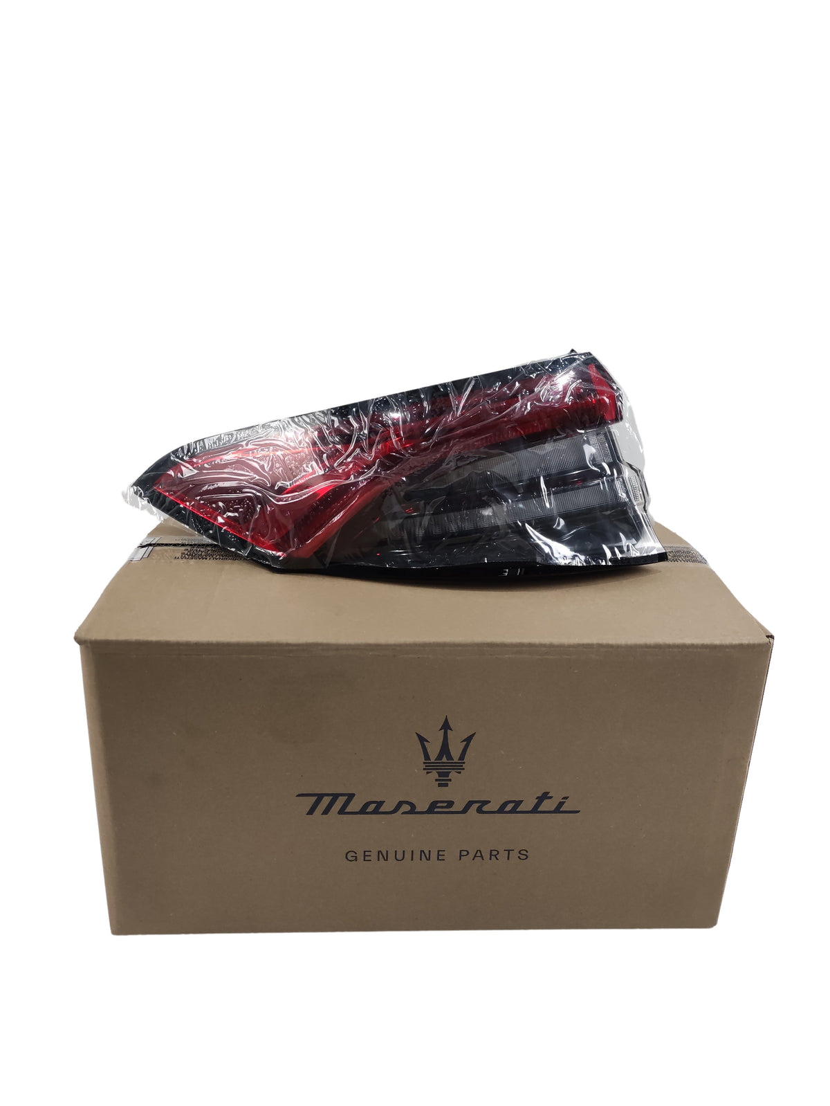 Maserati fanale posteriore sinistro levante oem 670155098