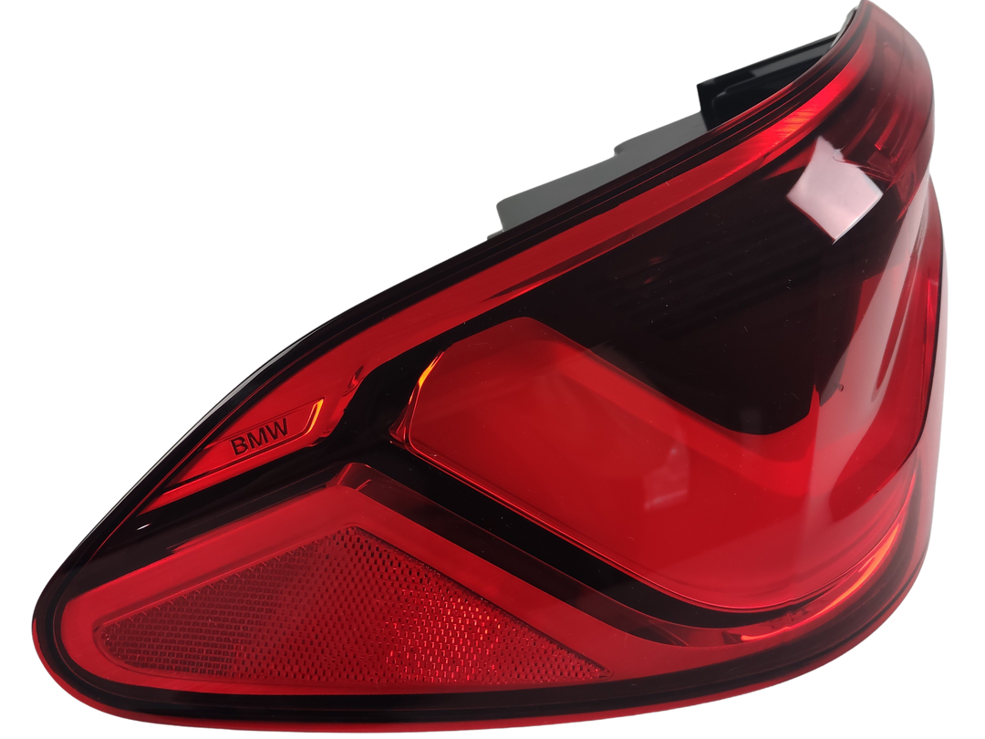 BMW Fanale X2 Originale posteriore esterno sinistro Faro OEM 63217420739