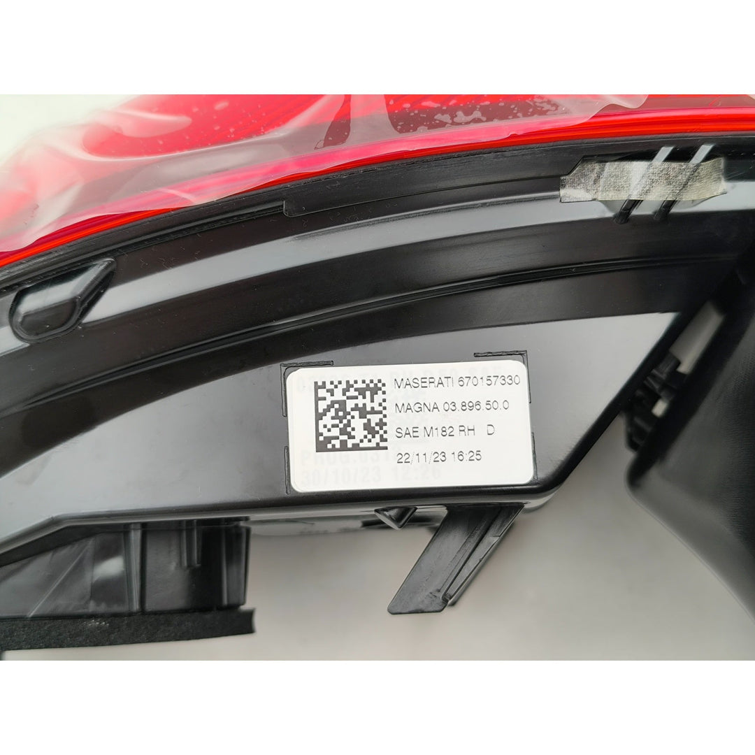 Maserati Fanale Posteriore Esterno LED Destro Grecale USA OEM 670157330