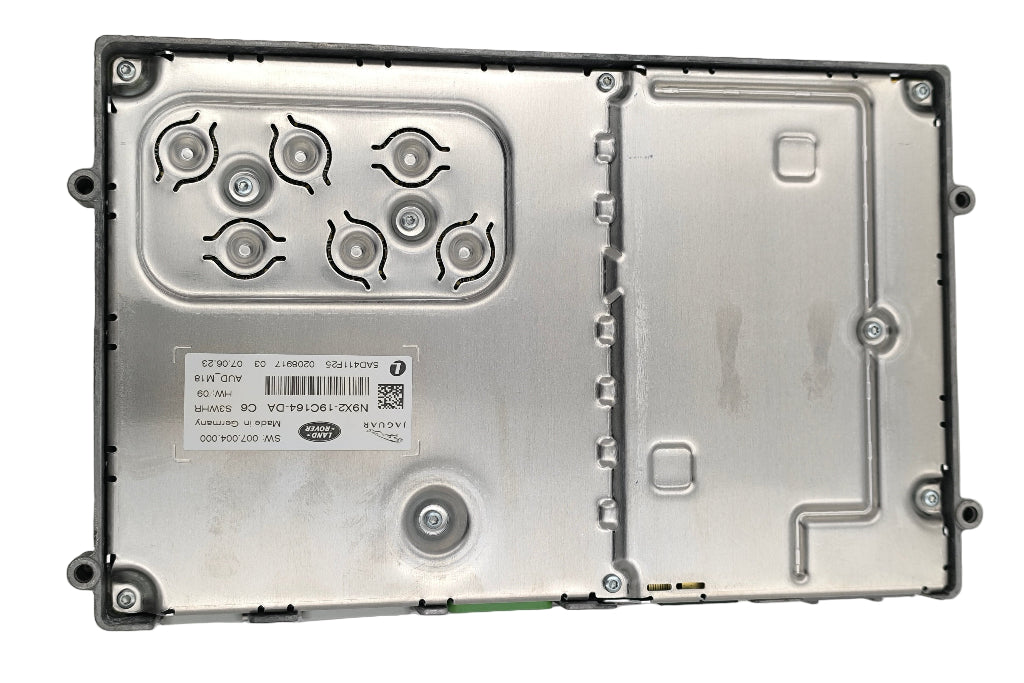 Amplificatore sistema audio Land Rover OEM LR172886, vista posteriore, componente audio di alta qualità per veicoli Land Rover.