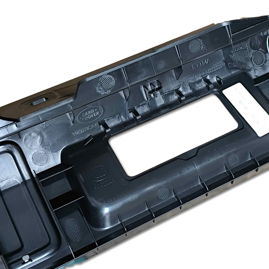 Copertura gancio traino e paraurti Land Rover OEM VPLWB0136 per modelli dal 2014, componente originale in foto.