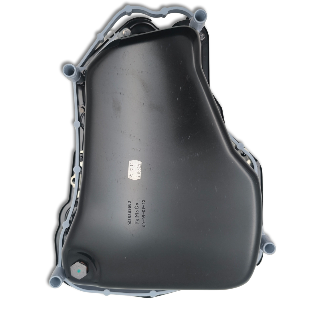 Coppa olio motore Land Rover originale LR022278, ricambio OEM per modelli dal 2015, componente in plastica resistente.