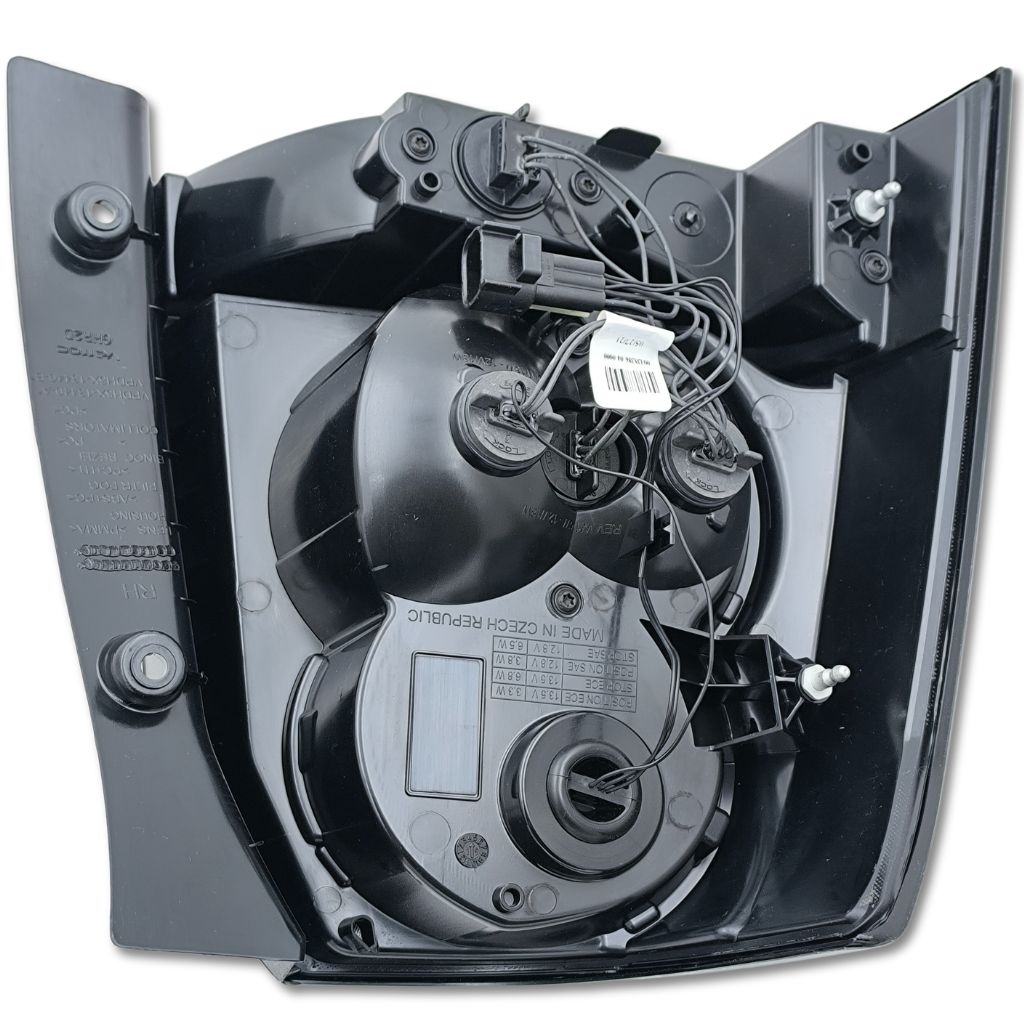 Fanale posteriore destro originale Land Rover LR039796, componente ricambio OEM con luce e design originale.