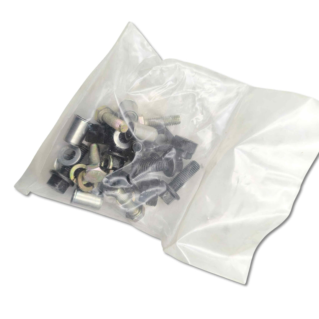 Kit paraspruzzi anteriori Land Rover con staffe e bulloni OEM RTC9479, componenti di ricambio per veicolo Land Rover.