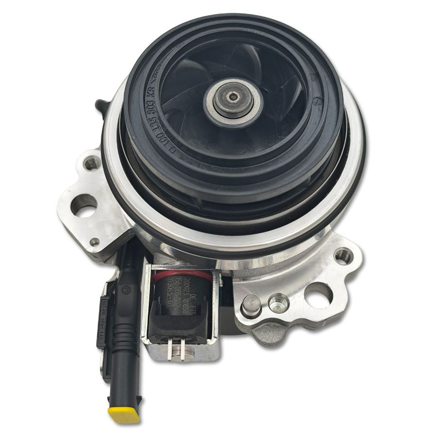 Pompa acqua land rover oem t4a40946, componente di ricambio con marchio ufficiale, visibile in primo piano