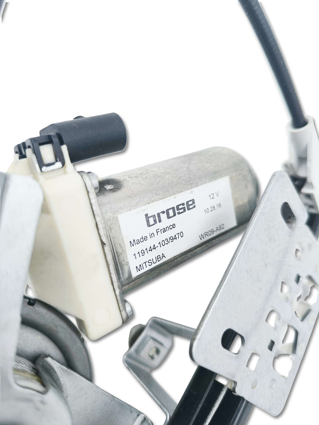 Alzacristallo posteriore sinistro Land Rover con motore OEM CVH101212, componente per vettura Land Rover, vista dell'installazione