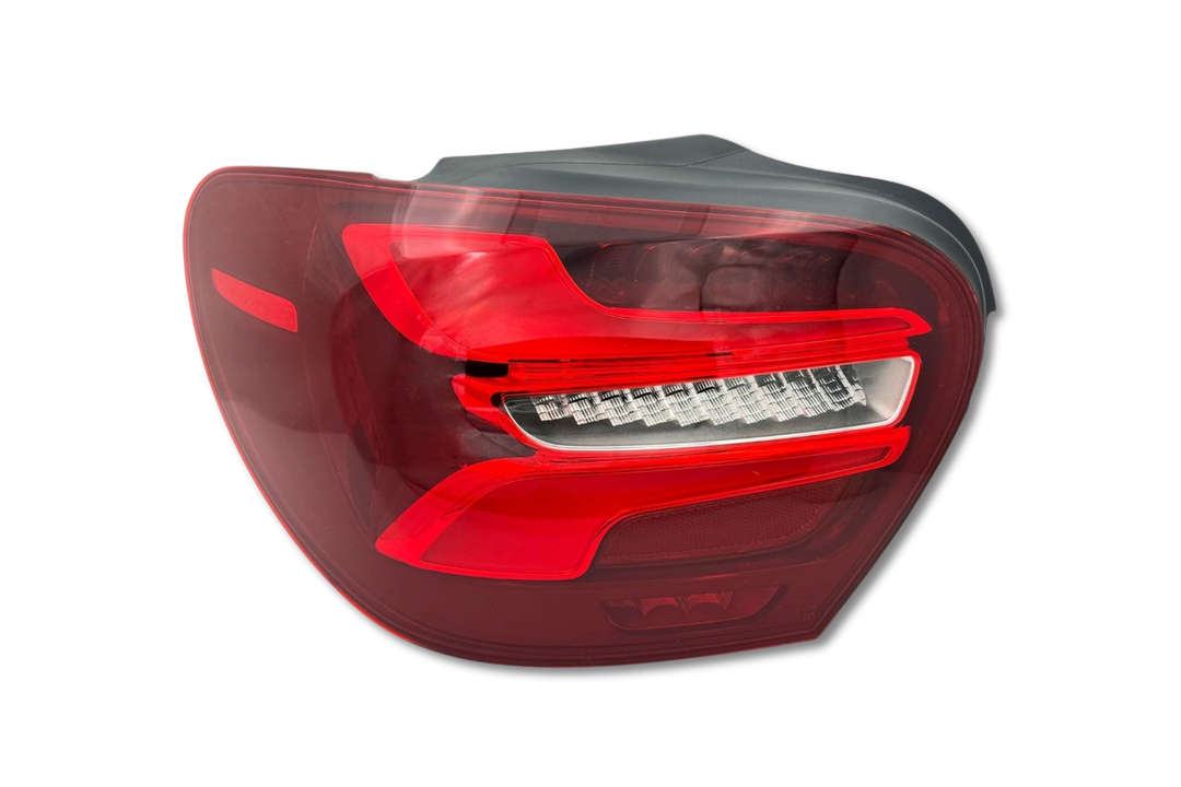 Mercedes Fanale Posteriore Full LED Lato Sinistro Classe A OEM A1769065300 dal 2015